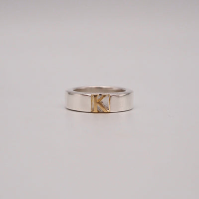initial plain ring