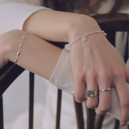 AIO bracelet