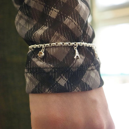 AIO bracelet