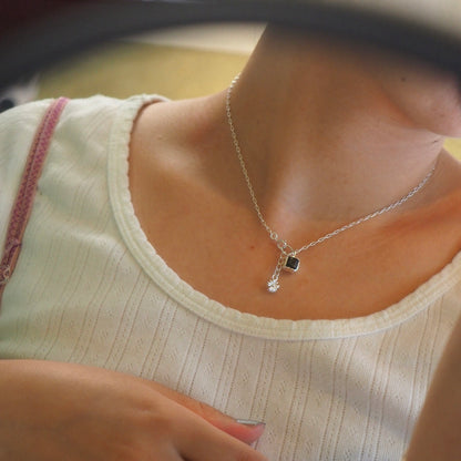hopy necklace