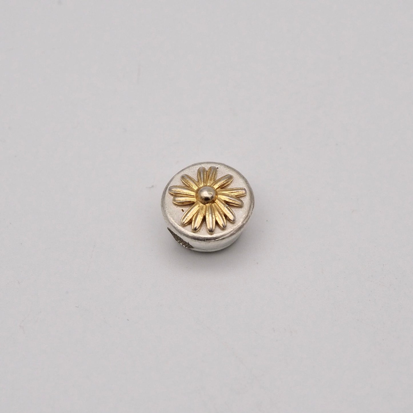 daisy shoes charm