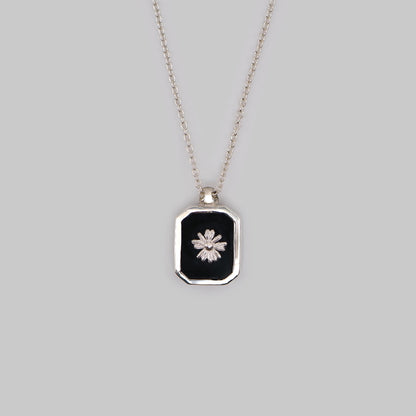 empy necklace