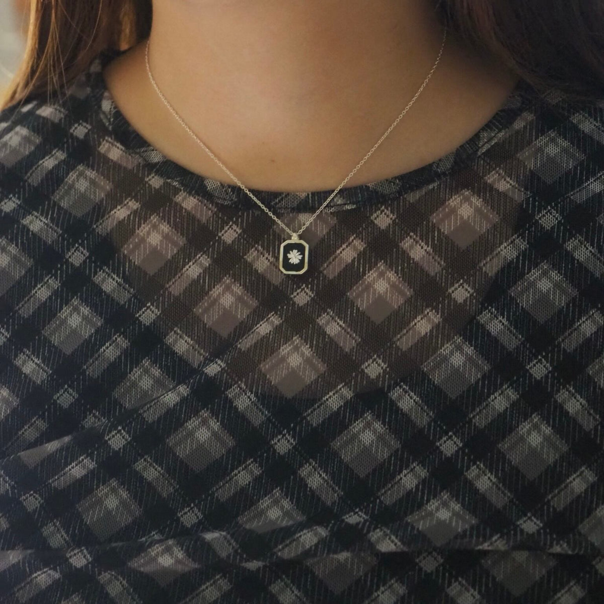 empy necklace