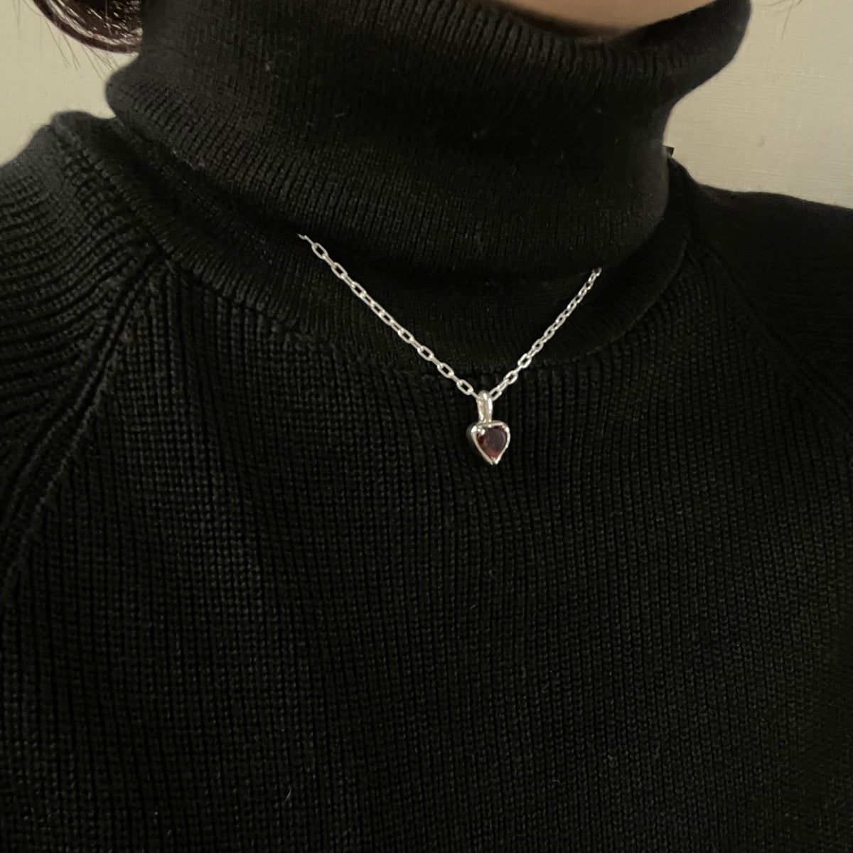 heart S necklace