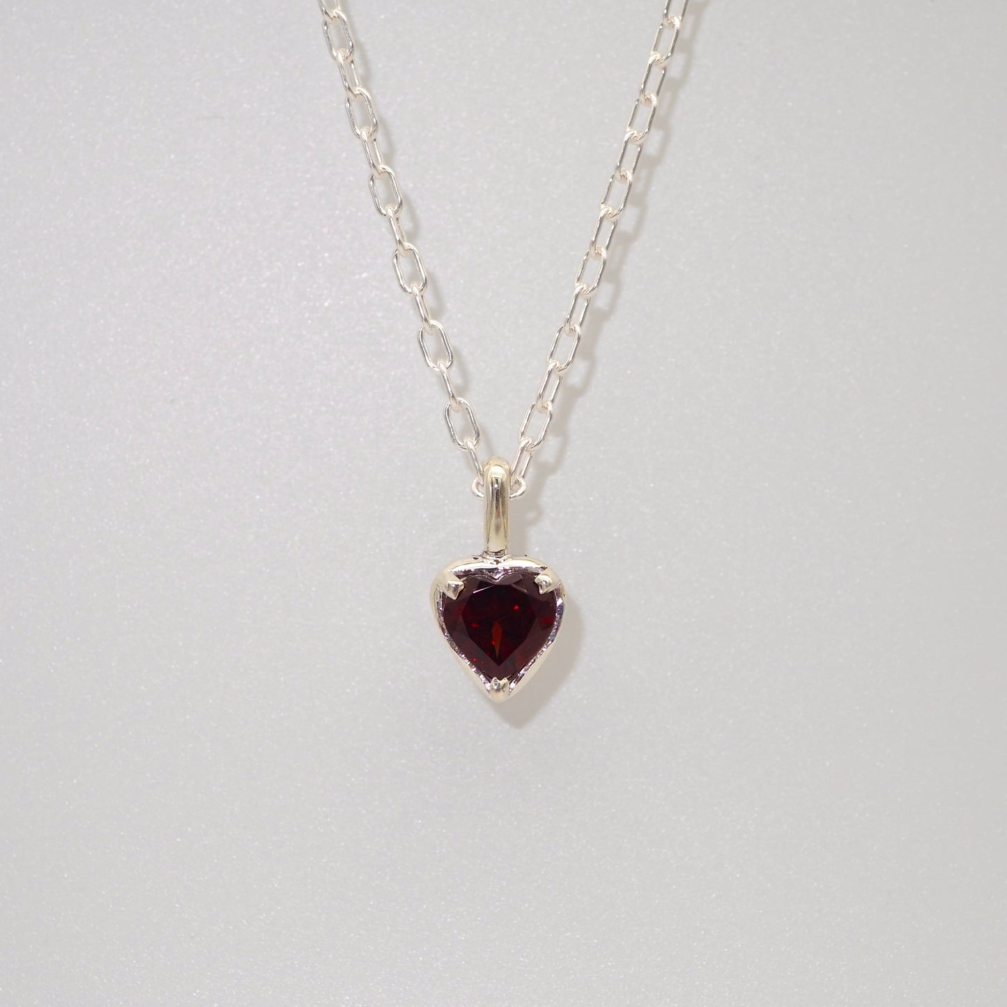 heart S necklace
