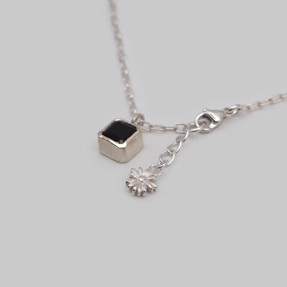 hopy necklace