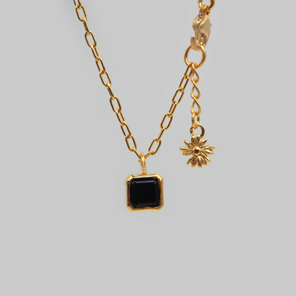 hopy necklace