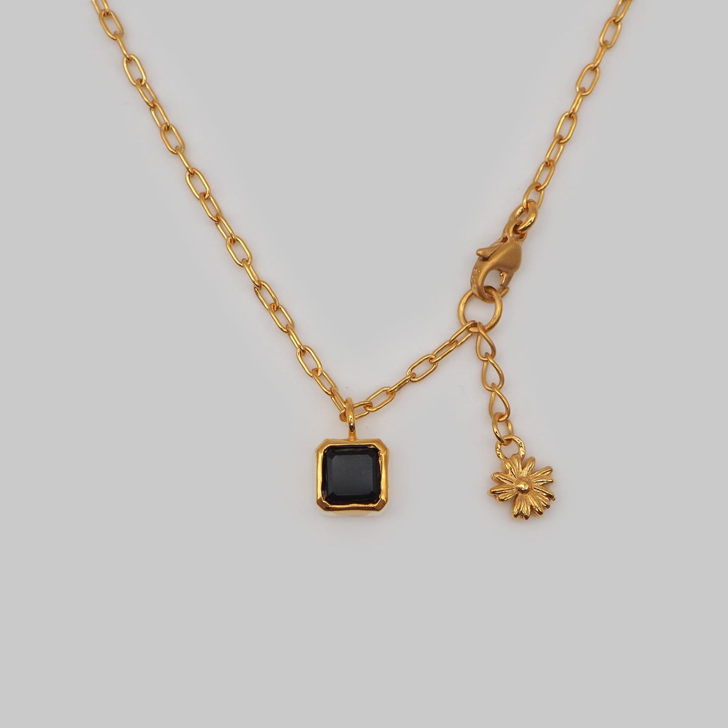 hopy necklace