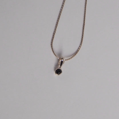 ill necklace