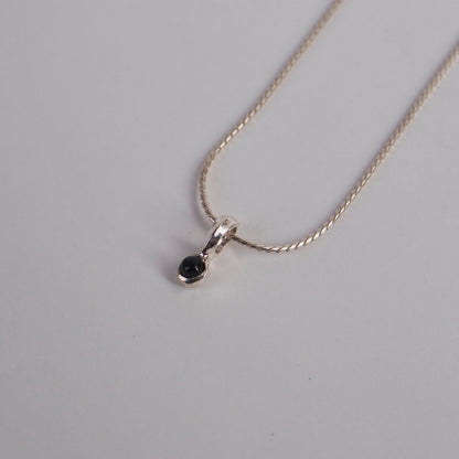 ill necklace