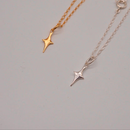 kaganalu LU necklace