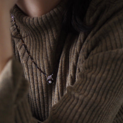 onem te necklace