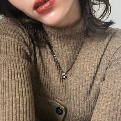 onem te necklace