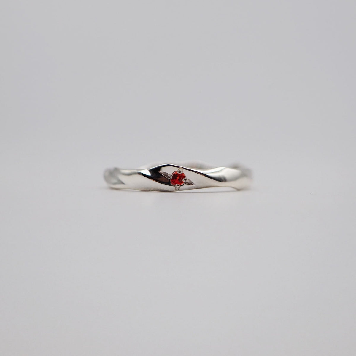 SDG ring Garnet (1月誕生石) ¥2500