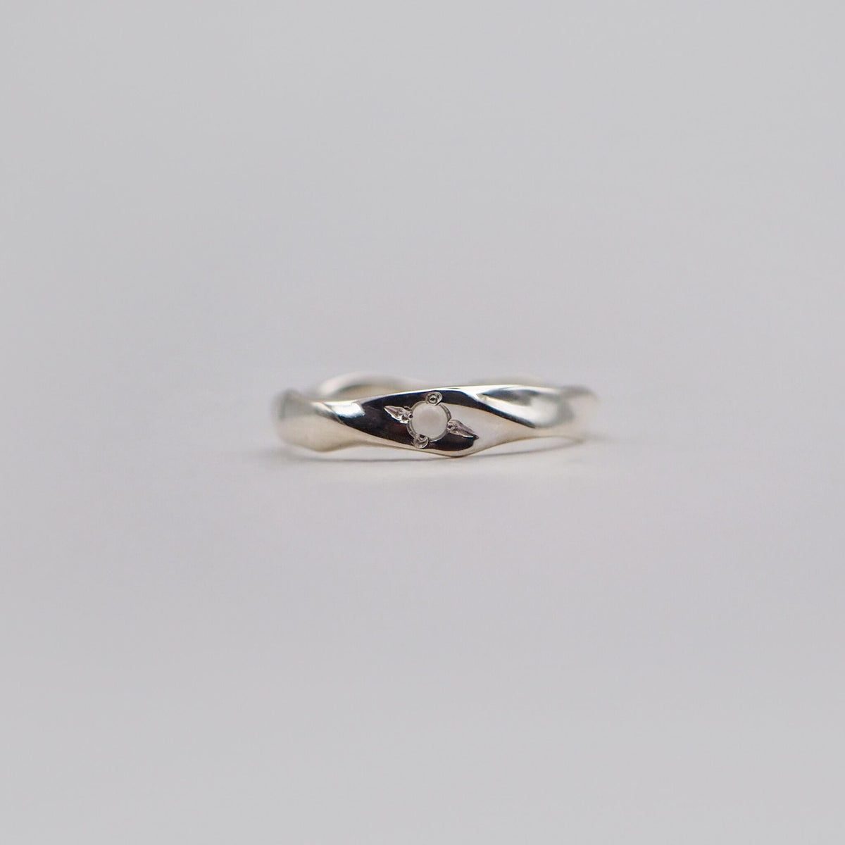 SDG ring White moonstone ¥1650