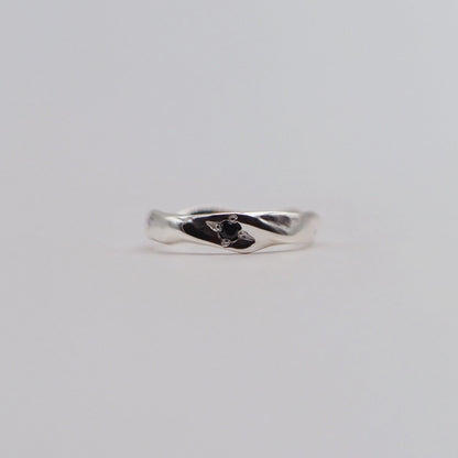 SDG ring Onyx