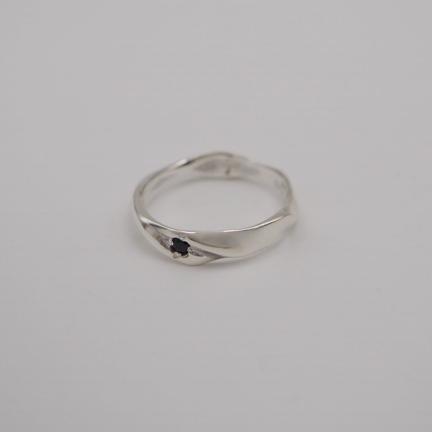 sg.delicate ring