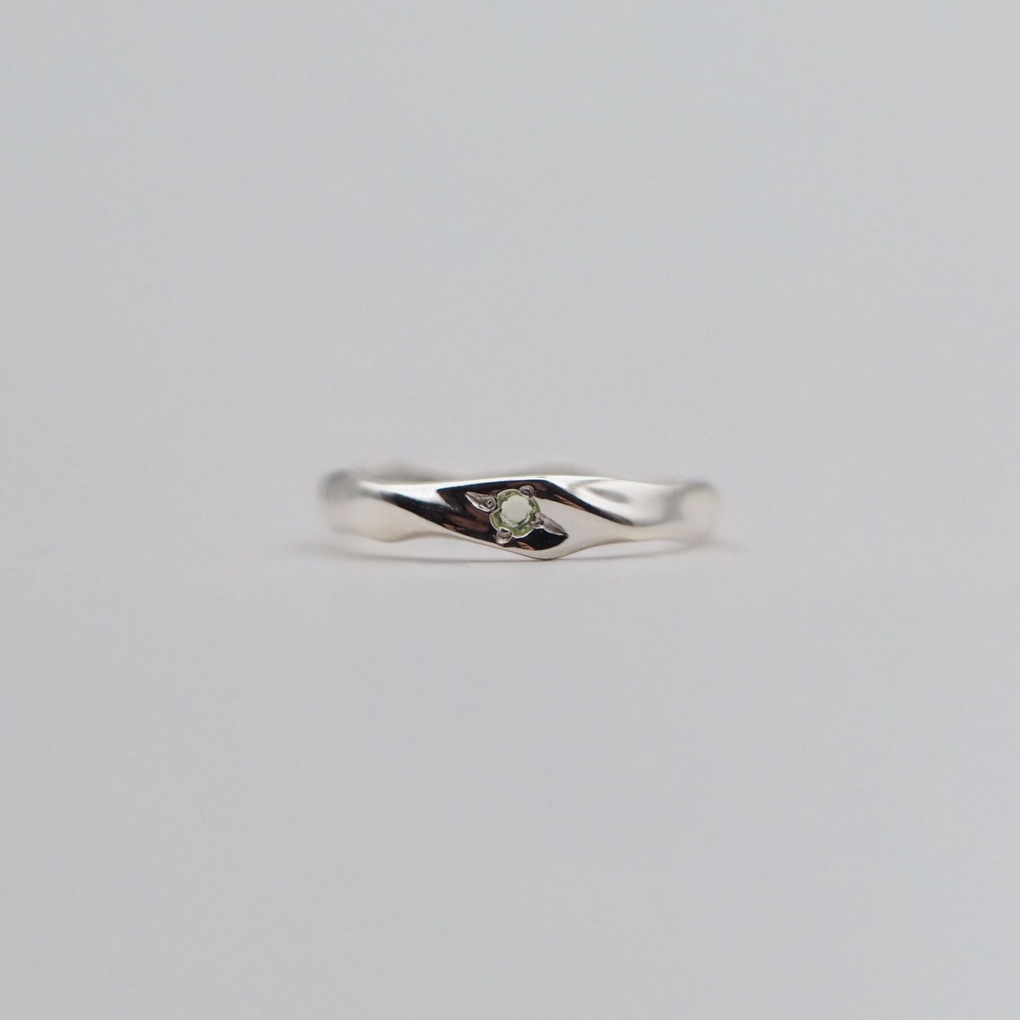 SDG ring Peridot (8月誕生石) ¥2500