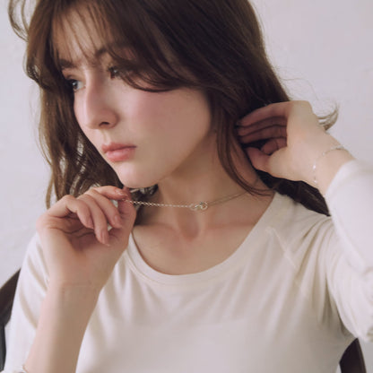 wolla necklace