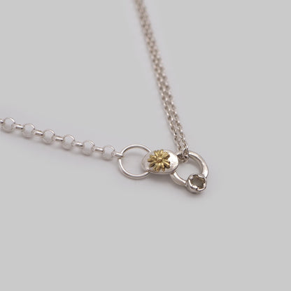 wolla necklace