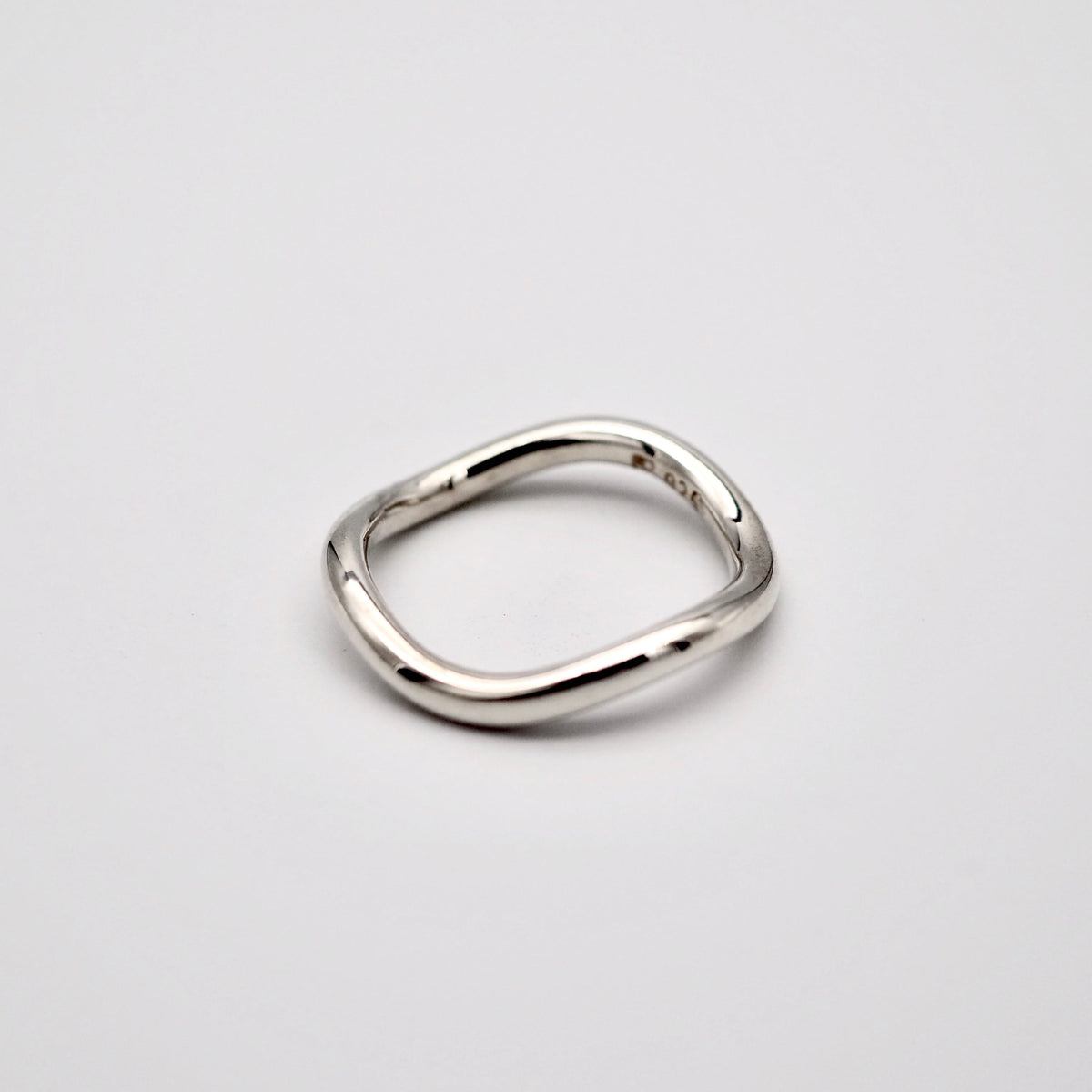 wv B ring