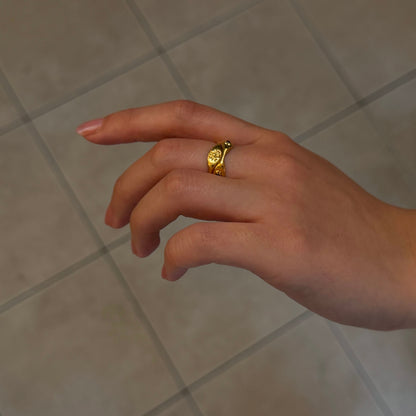 wv eight ring
